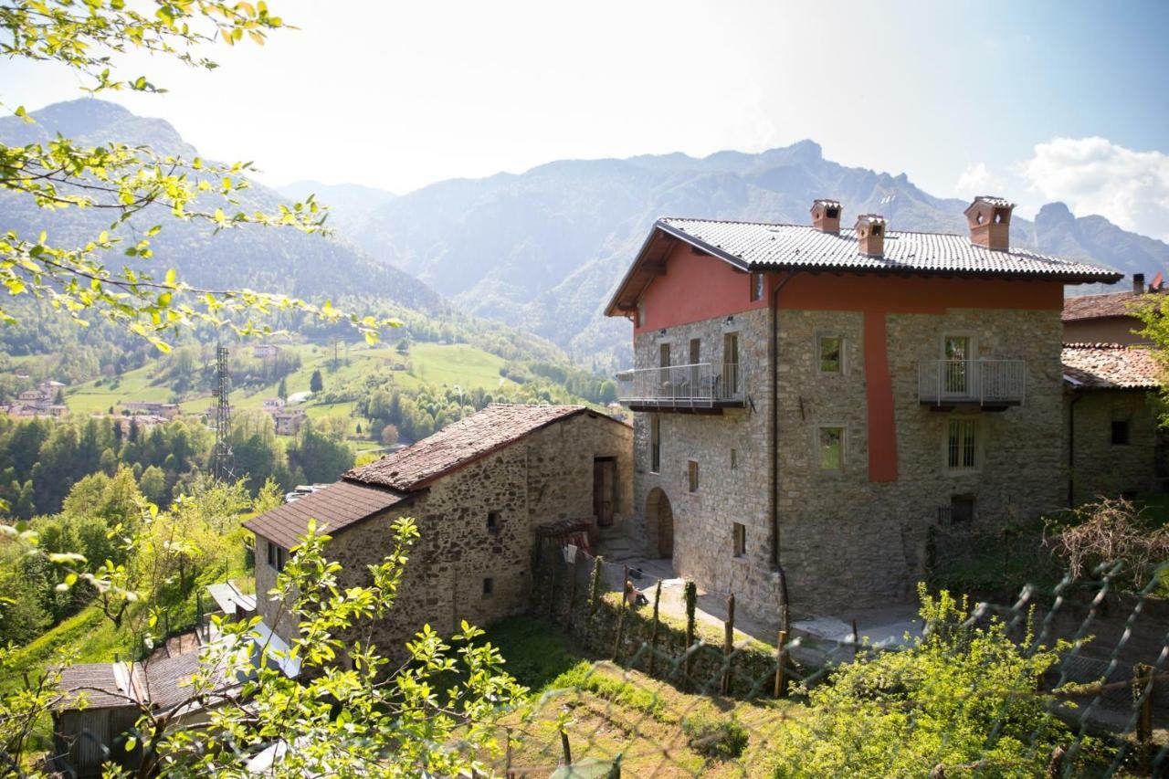 B&B Sopra Il Portico San Giovanni Bianco Bagian luar foto